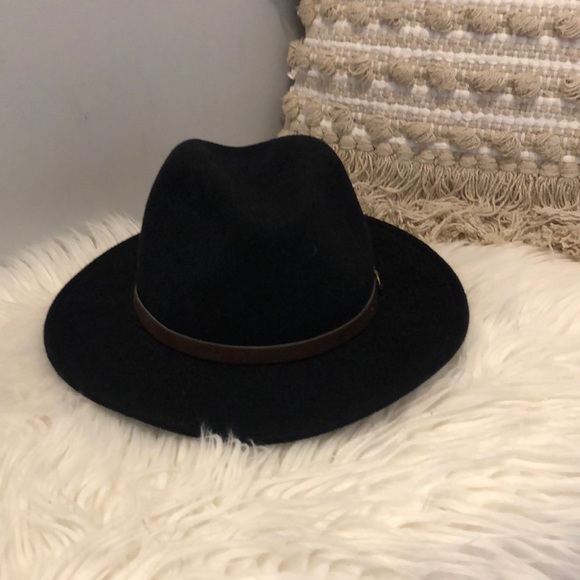 Navy wool hat - Picture 1 of 3